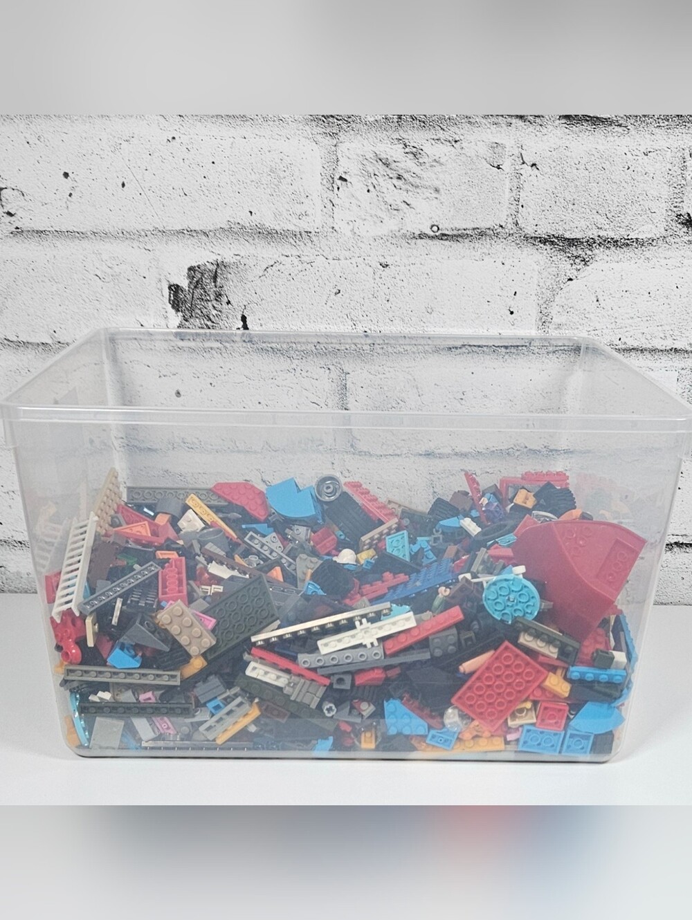 LEGO Mixed Bulk Lot 2.45kg Random Bricks Parts Minifigures Wheels Pieces - Picture 3 of 9